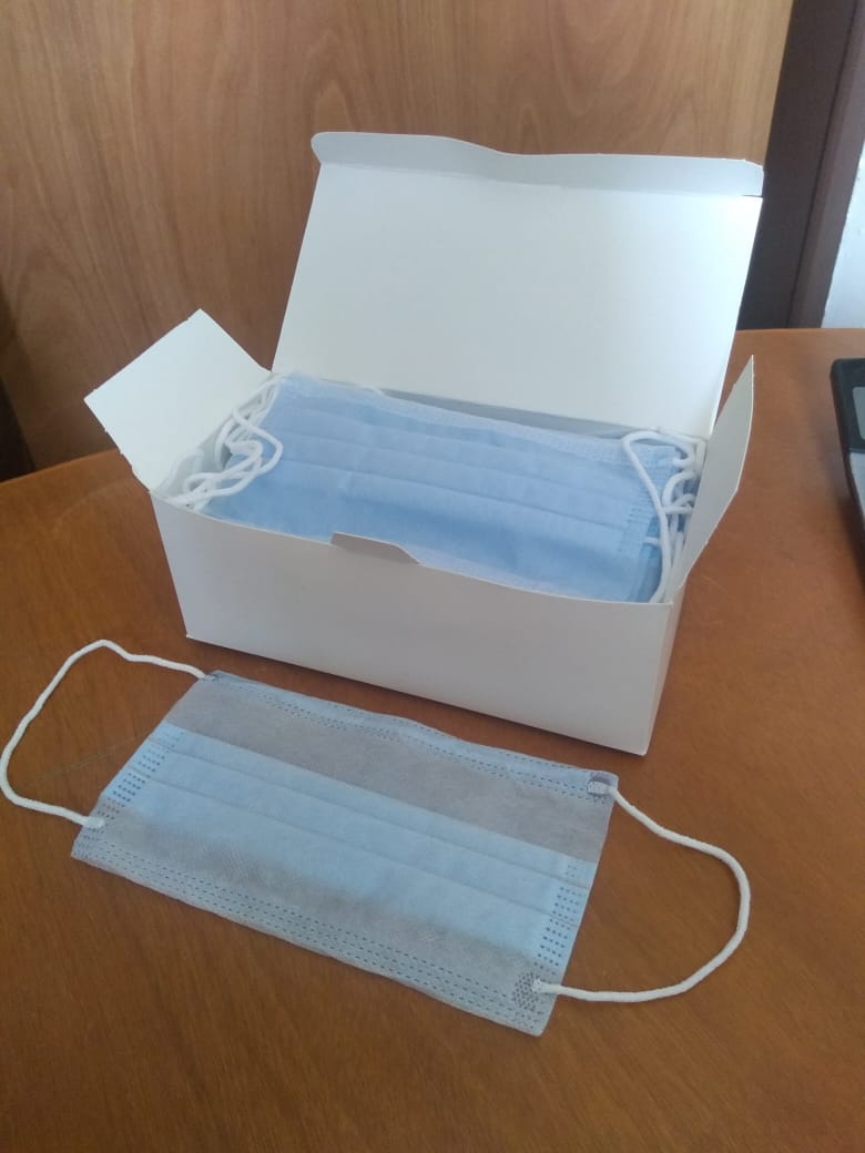 CUBRE BOCA TERMOSELLADO TRICAPA SMS 30 PZAS